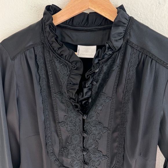 SONIA BOGNER black silk lace blouse / size 6 - Picture 4 of 7
